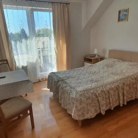 Pokoje Goscinne U Bogusi Władysławowo Exterior foto